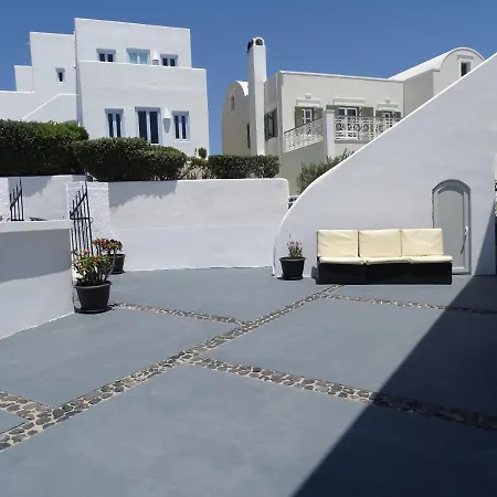 Neoklassiko Koukouli 4* Fira (Santorini)