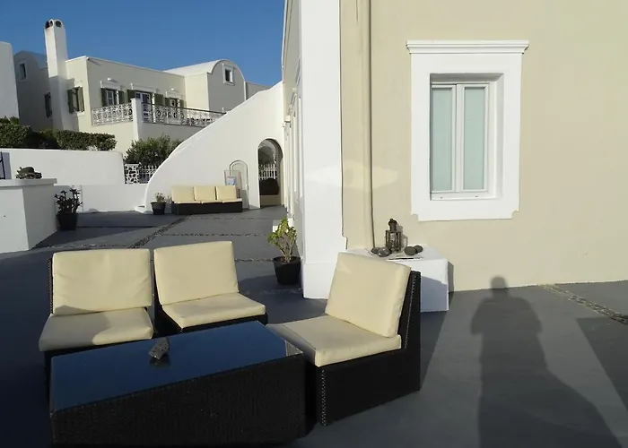 Kamares Neoklassiko Fira (Santorini)