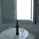 Kamares Neoklassiko بيت ضيافة ثيرا