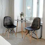 Kamares Neoklassiko ثيرا