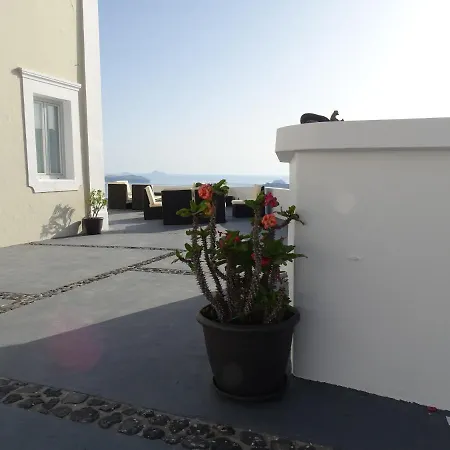 Neoklassiko Koukouli Guest house 4*
