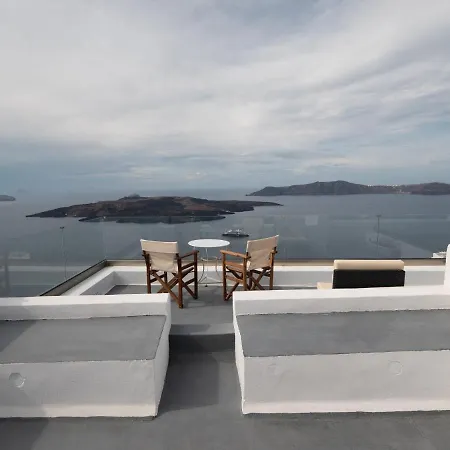 Guest house Neoklassiko Koukouli Fira (Santorini)