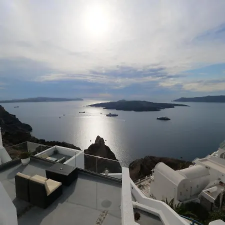 Neoklassiko Koukouli Fira (Santorini)