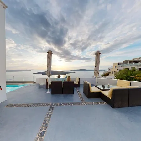 Neoklassiko Koukouli Fira (Santorini)
