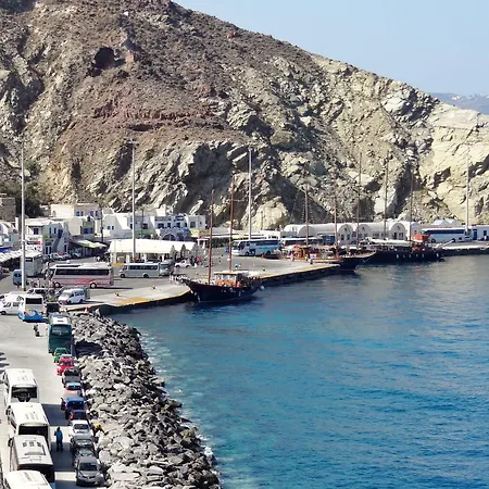 Kamares Neoklassiko Penzion Fira (Santorini)