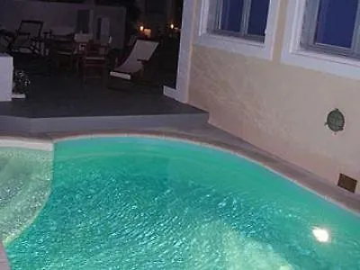 Penzion Kamares Neoklassiko Fira (Santorini)
