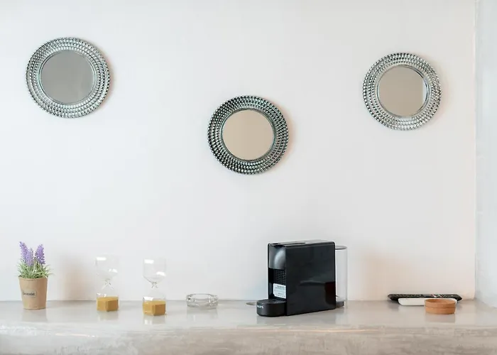 Kamares Neoklassiko 4* Fira (Santorini)