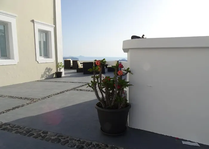 Kamares Neoklassiko 게스트하우스 4*