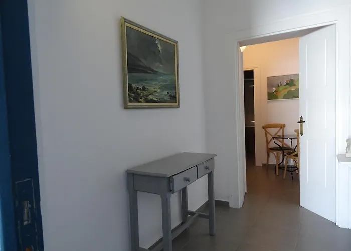 Gasthuis Kamares Neoklassiko Firá