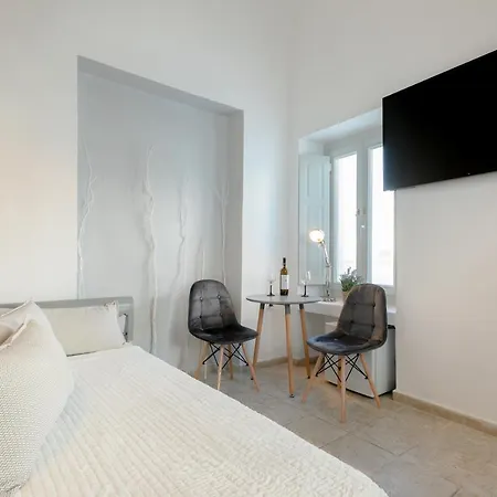 Kamares Neoklassiko 4* Fira (Santorini)