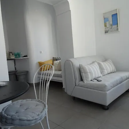 Pensjonat Neoklassiko Koukouli 4*