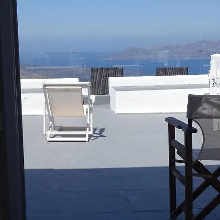 Pensión Neoklassiko Koukouli 4*