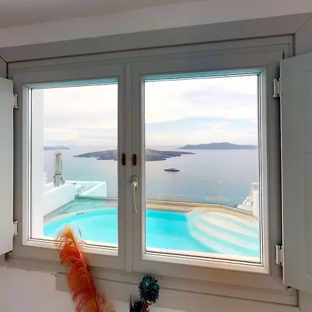 Neoklassiko Koukouli Pensión Fira (Santorini)