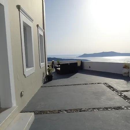 Kamares Neoklassiko 4* Fira (Santorini)