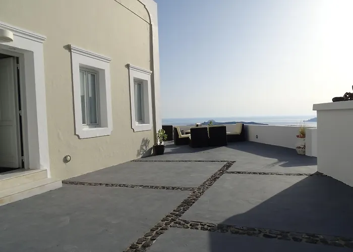 Kamares Neoklassiko Fira (Santorini)